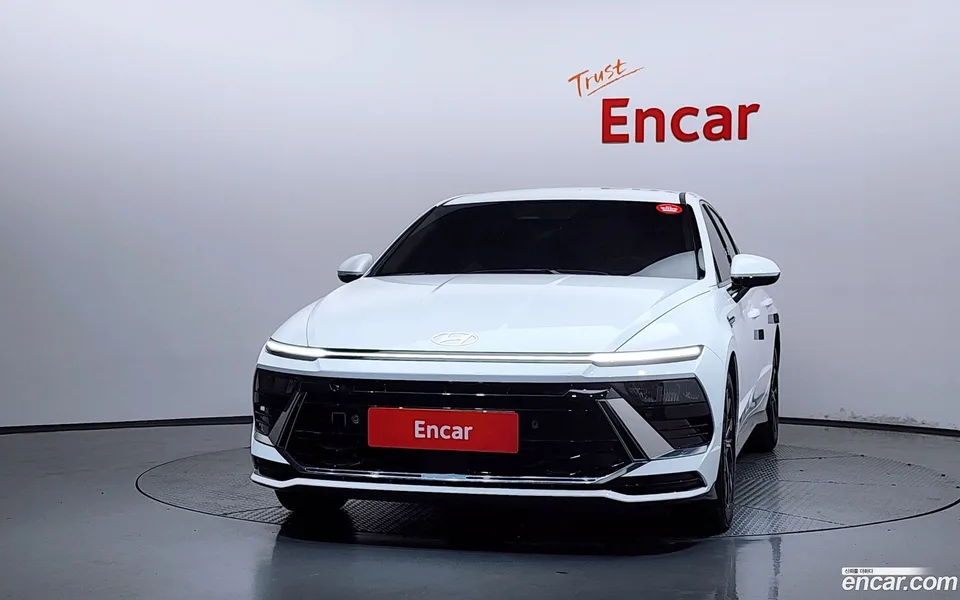 Hyundai Sonata The Edge 2.0 2025 — thumbnail 3