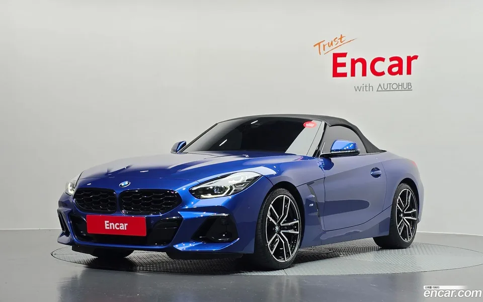 BMW Z4 sDrive20i M 2023 — photo 1, buy with delivery to Moscow