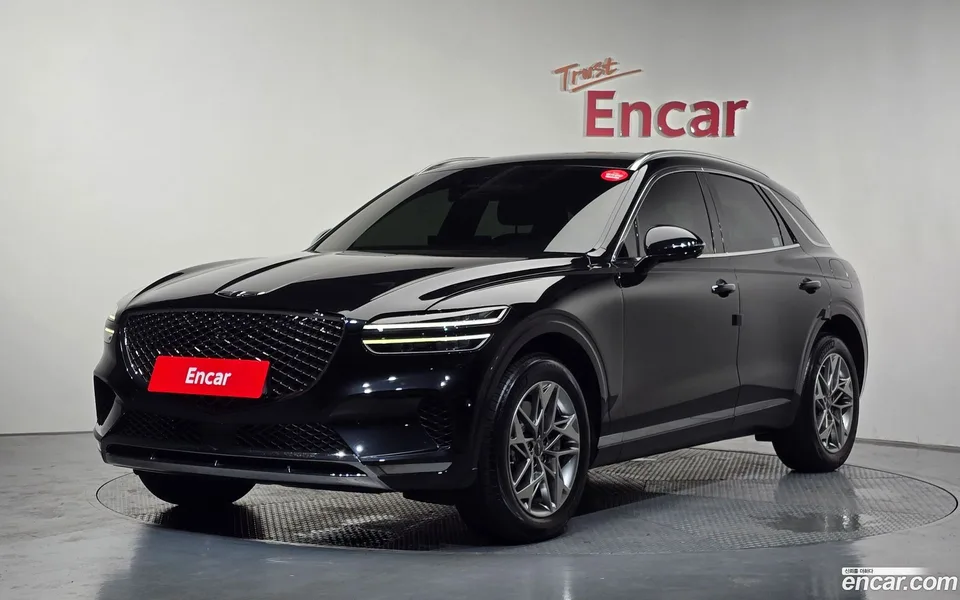 Genesis GV70 2.5T AWD 2022 — photo 1, buy with delivery to Moscow