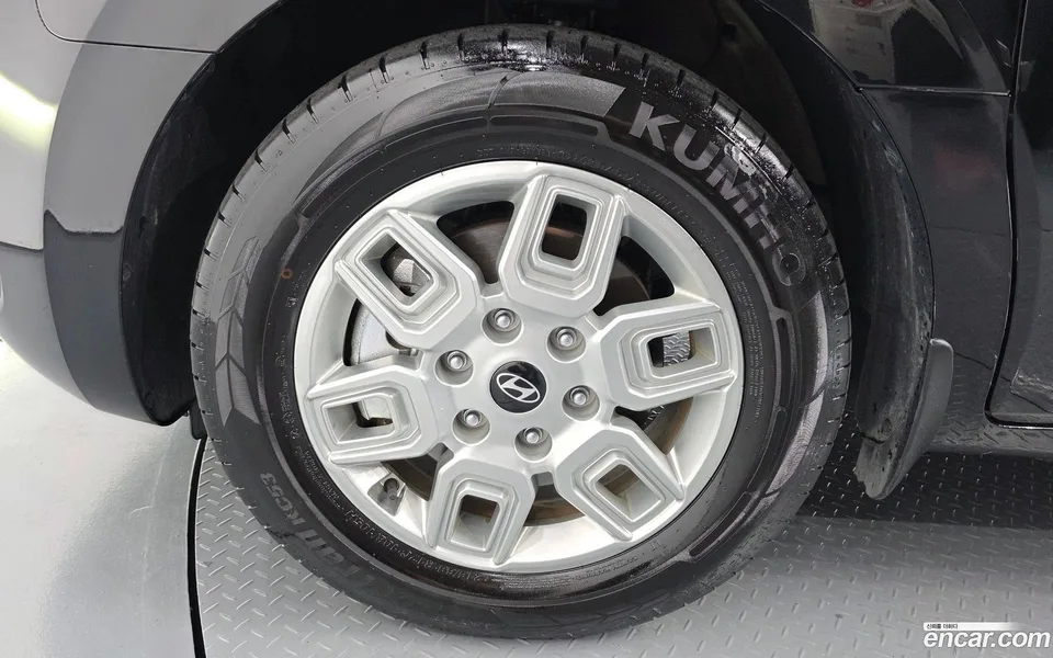 Hyundai Staria HEV 1.6 5 2024 — миниатюра 2