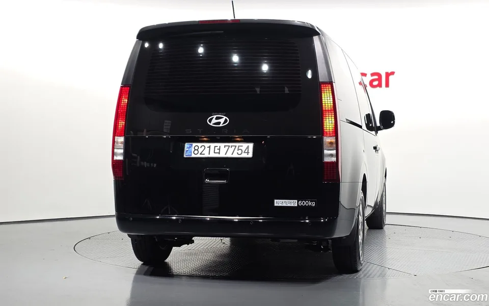 Hyundai Staria HEV 1.6 5 2024 — миниатюра 4