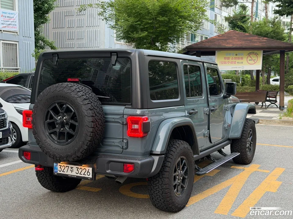 Jeep Wrangler 2.0 4 2025 — thumbnail 5