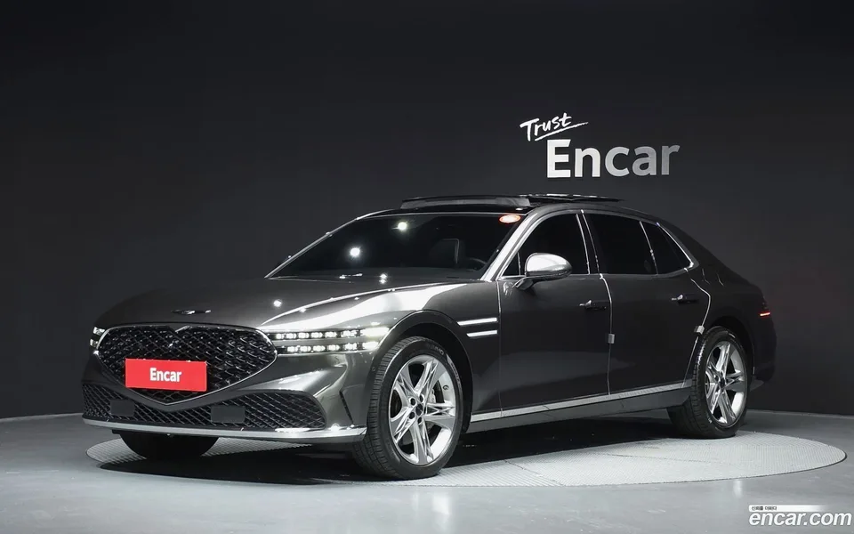 Genesis G90 3.5 AWD 2022 — photo 1, buy with delivery to Moscow