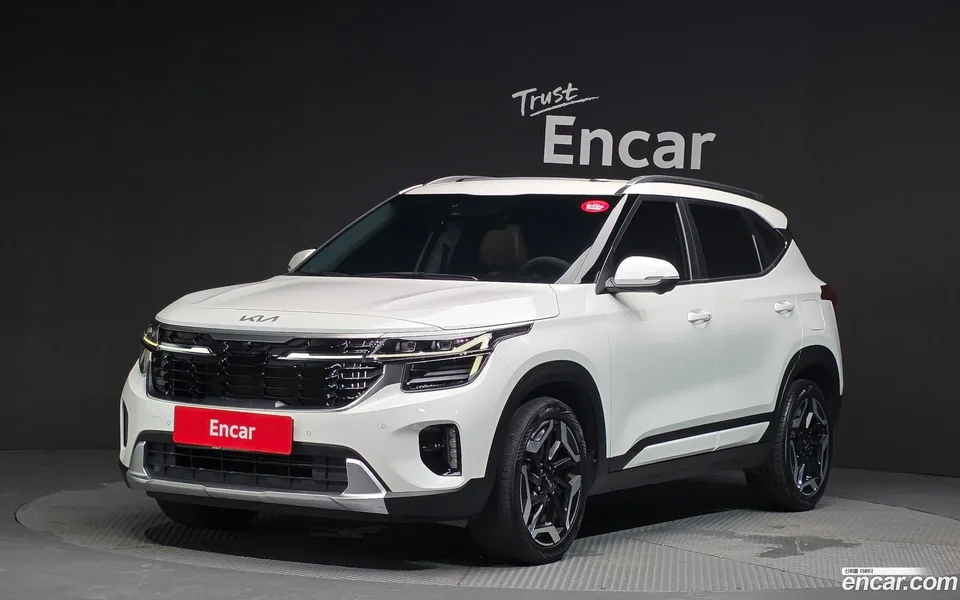 Kia Seltos 2.0 2WD 2022 — фото 1, купить с доставкой в Москву