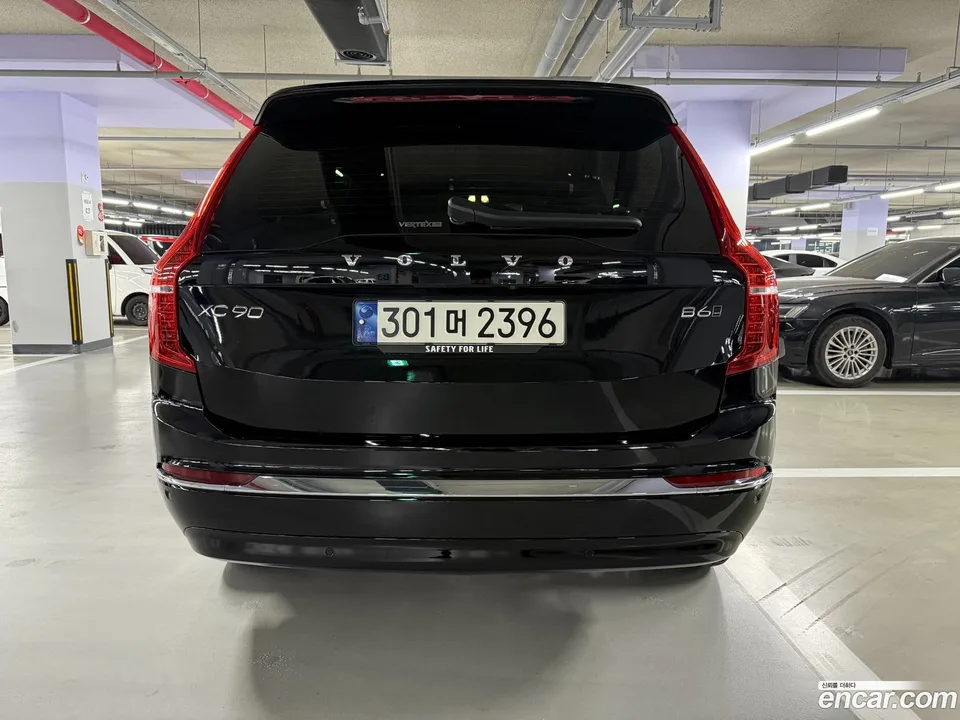 Volvo XC90 B6 2023 — миниатюра 4