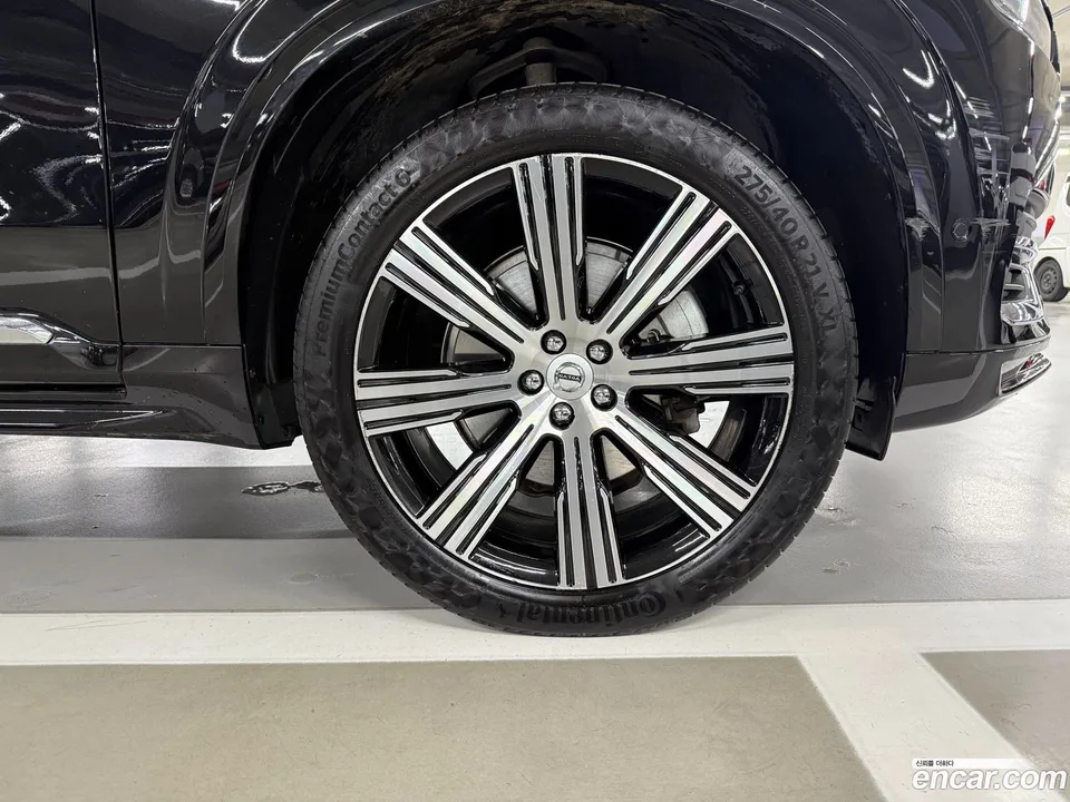 Volvo XC90 B6 2023 — миниатюра 5