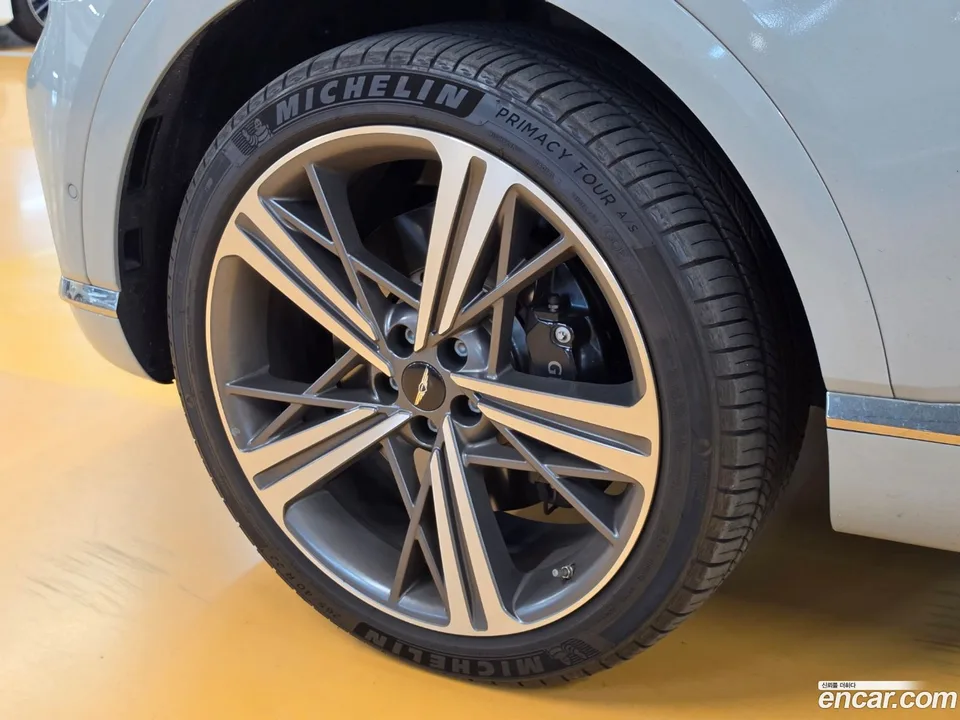 Genesis GV80 Coupe 2.5T AWD 2024 — миниатюра 3