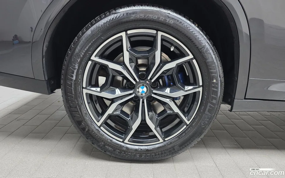 BMW X4 xDrive20i M 2024 — thumbnail 5