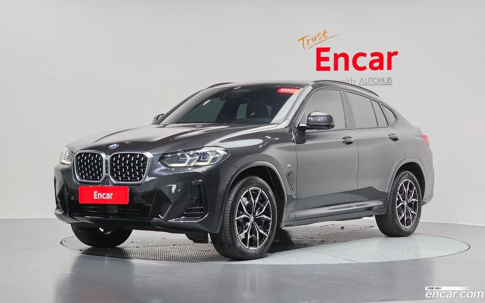 BMW X4 xDrive20i M 2024 — photo 1, buy with delivery to Moscow