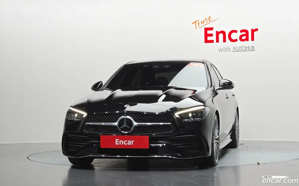 Mercedes-Benz C-Class C300 4MATIC AMG Line 2024 — thumbnail 3