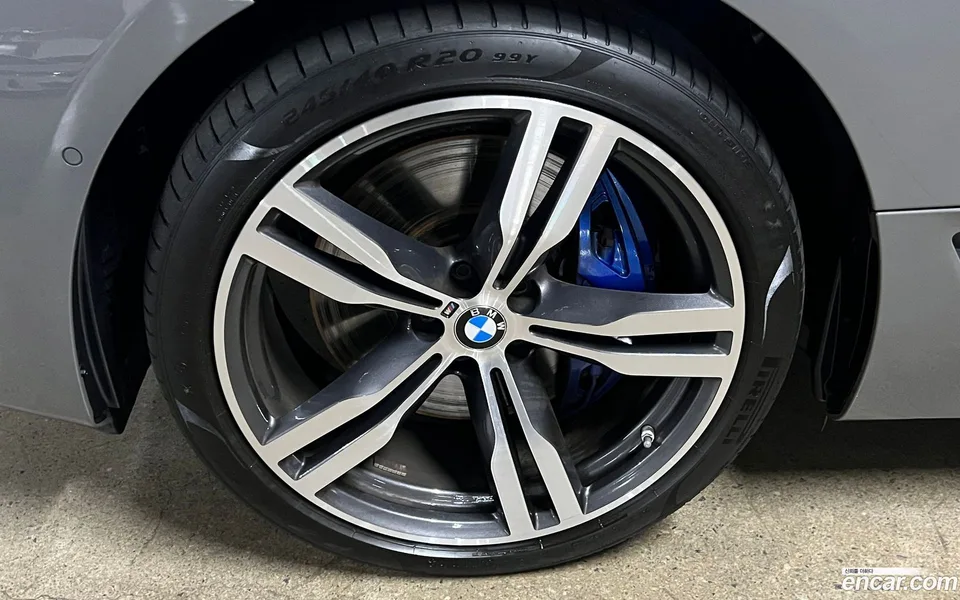BMW 6 Series GT 630i xDrive M 2022 — thumbnail 5