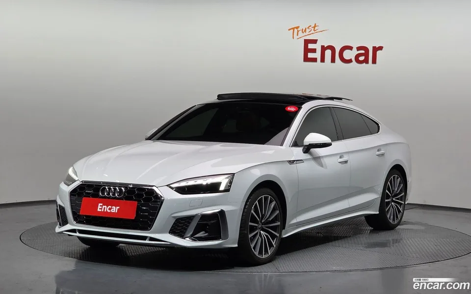 Audi A5 40 TFSI 2023 — photo 1, buy with delivery to Moscow