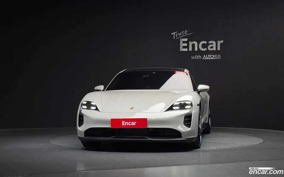 Porsche Taycan GTS 2024 — миниатюра 3