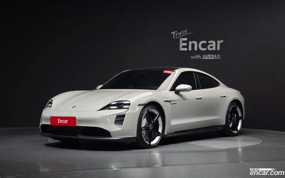 Porsche Taycan GTS 2024 — photo 1, buy with delivery to Moscow