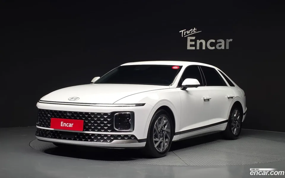 Hyundai Grandeur Hybrid 2026 — photo 1, buy with delivery to Moscow
