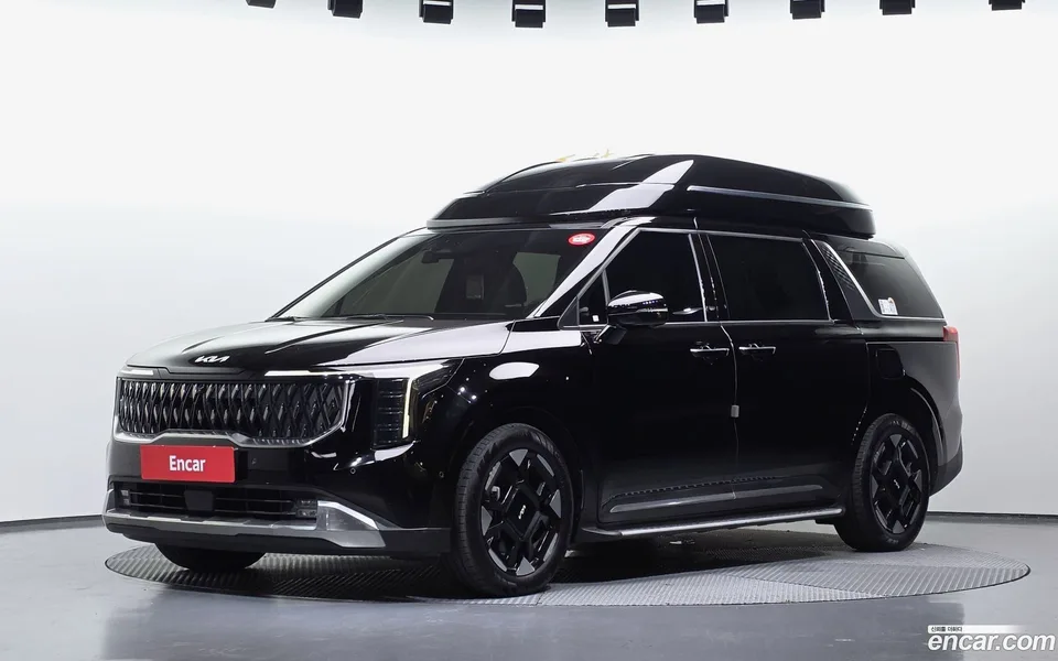 Kia Carnival 9 2024 — photo 1, buy with delivery to Moscow