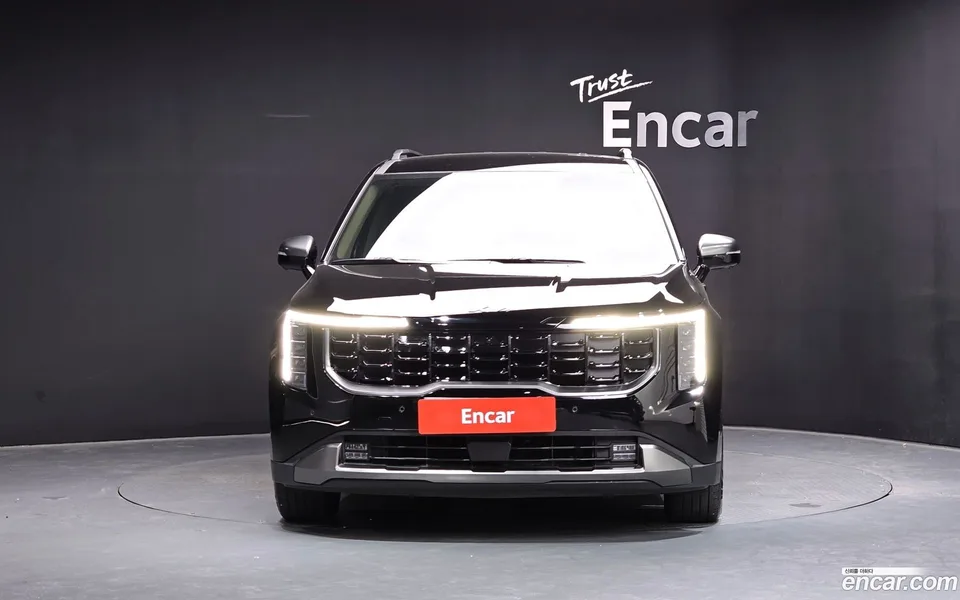 Kia Carnival 7 X Line 2025 — thumbnail 3