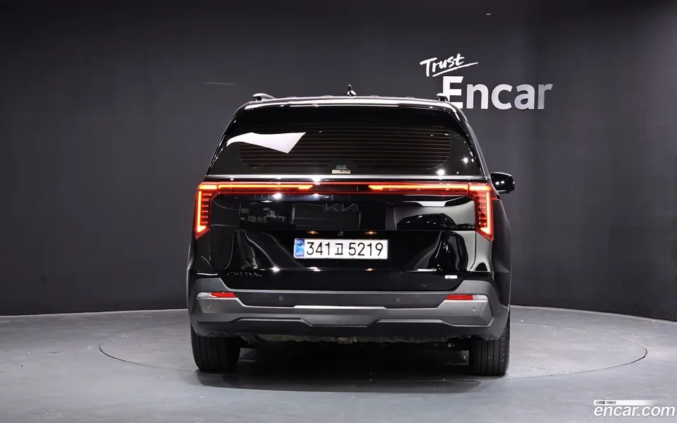 Kia Carnival 7 X Line 2025 — thumbnail 4