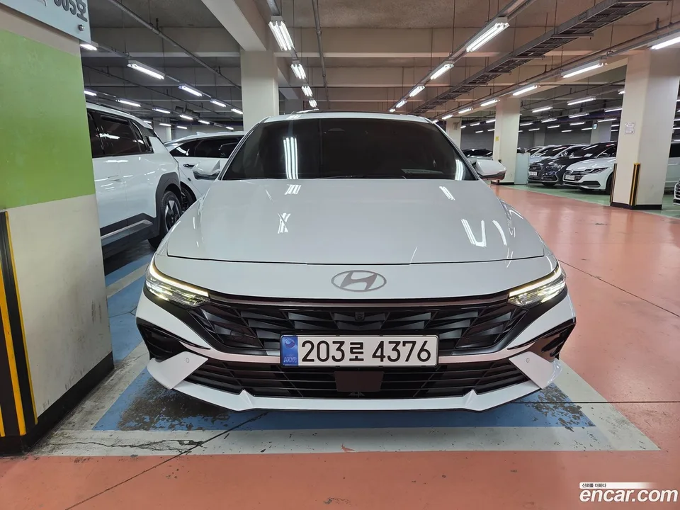 Hyundai Avante CN7 1.6 2024 — photo 1, buy with delivery to Moscow