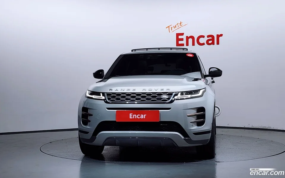 Land Rover Range Rover Evoque P250 R- SE 2022 — миниатюра 3