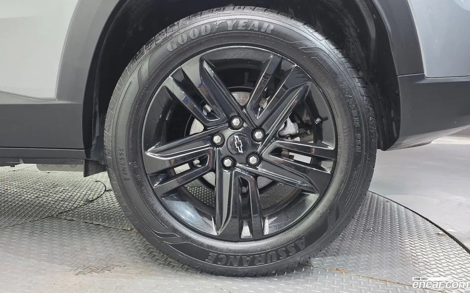 Chevrolet Trax Crossover 1.2 ACTIV 2023 — thumbnail 2