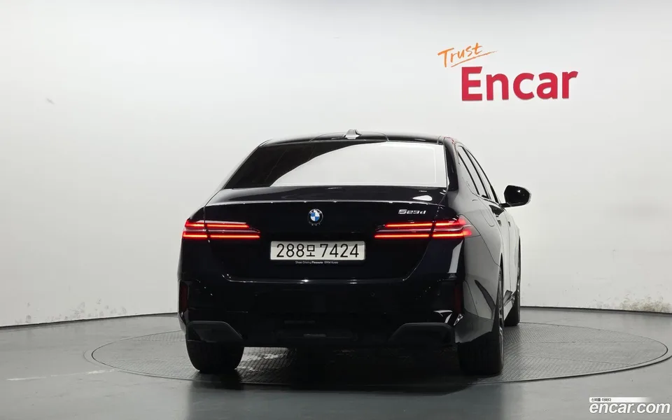 BMW 5 Series 523d M 2026 — thumbnail 4