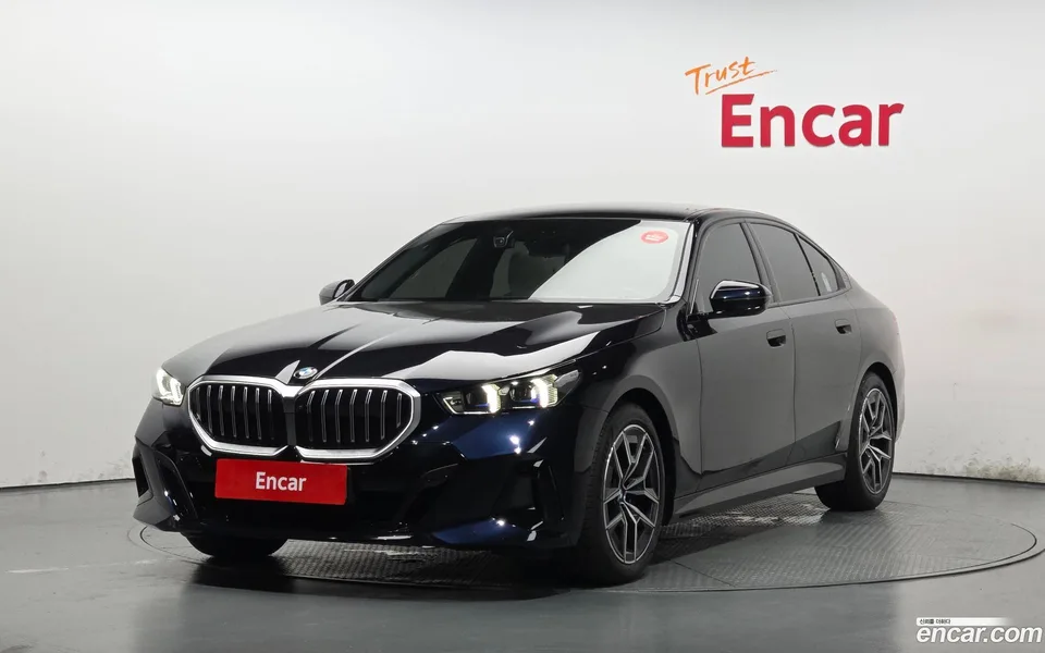 BMW 5 Series 523d M 2026 — photo 1, buy with delivery to Moscow