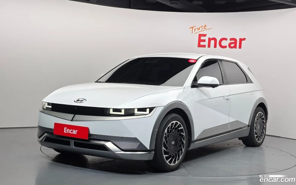 Hyundai Ioniq 5 AWD 2024 — photo 1, buy with delivery to Moscow