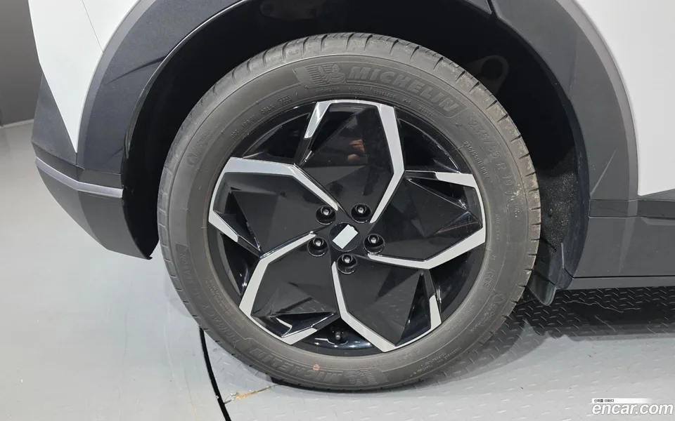 Hyundai Ioniq 5 2024 — миниатюра 5