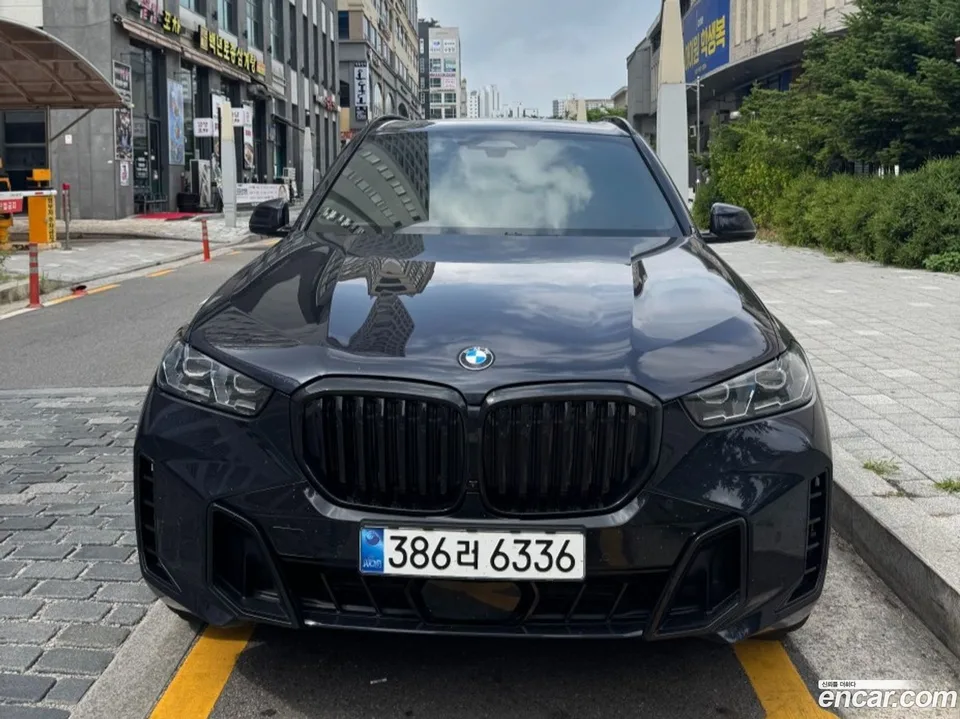 BMW X5 xDrive 40i M 2026 — миниатюра 3