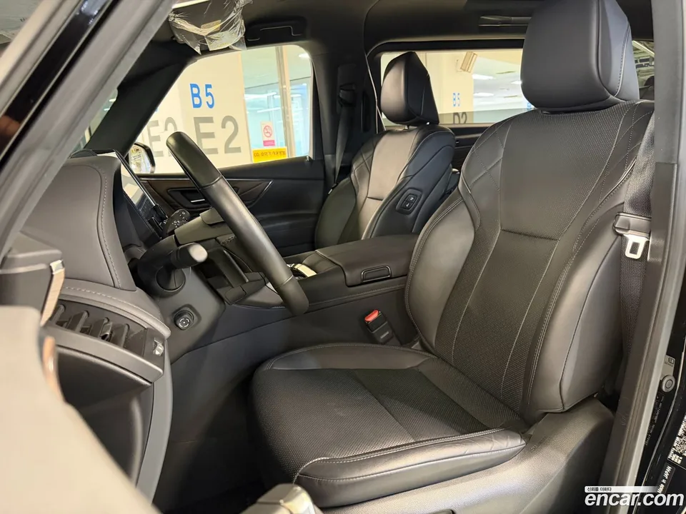 Toyota Alphard 2.5 HEV AWD 2023 — thumbnail 5
