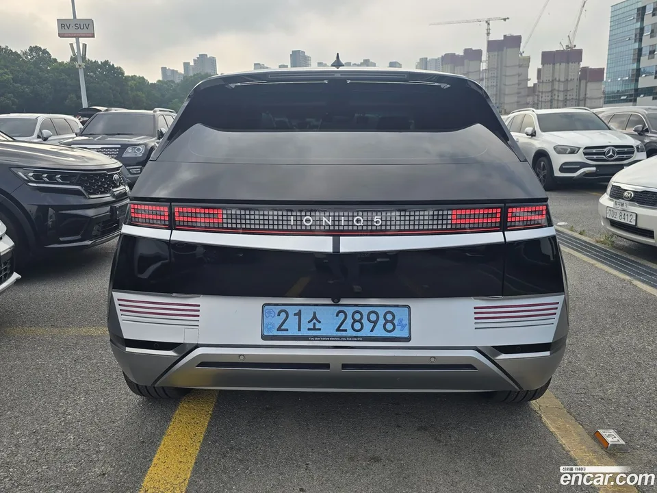 Hyundai Ioniq 5 2022 — thumbnail 4