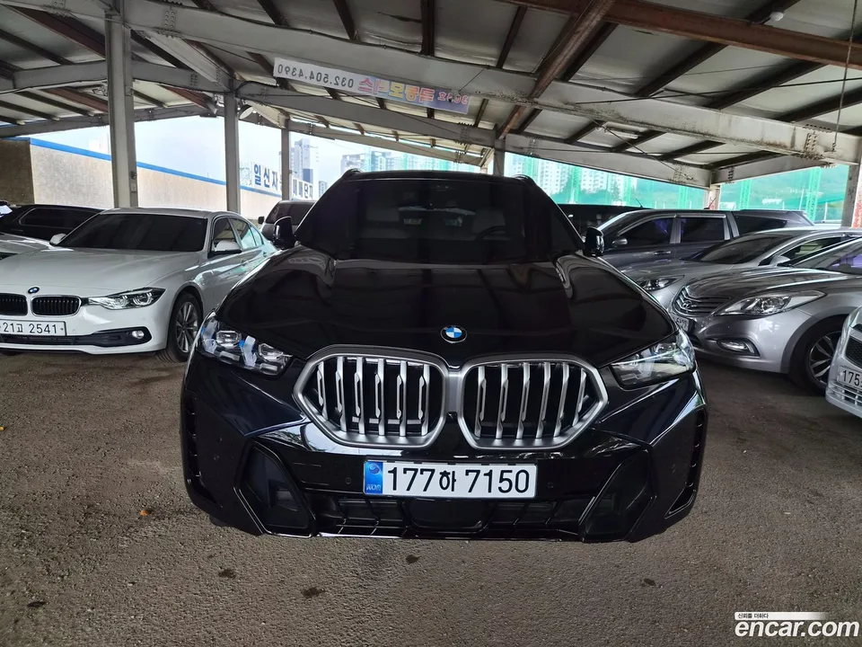 BMW X6 xDrive30d M 2026 — photo 1, buy with delivery to Moscow