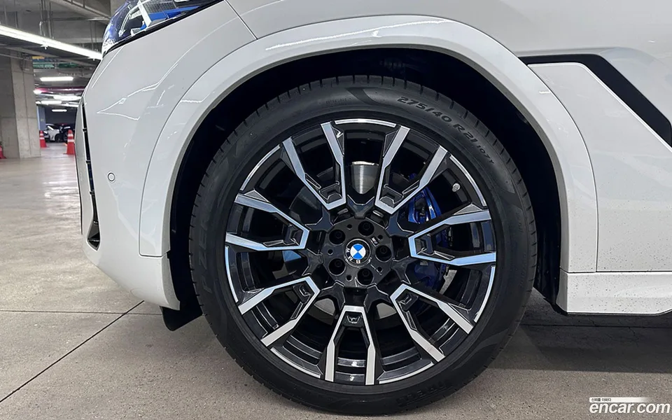 BMW X6 xDrive40i M 2026 — thumbnail 5