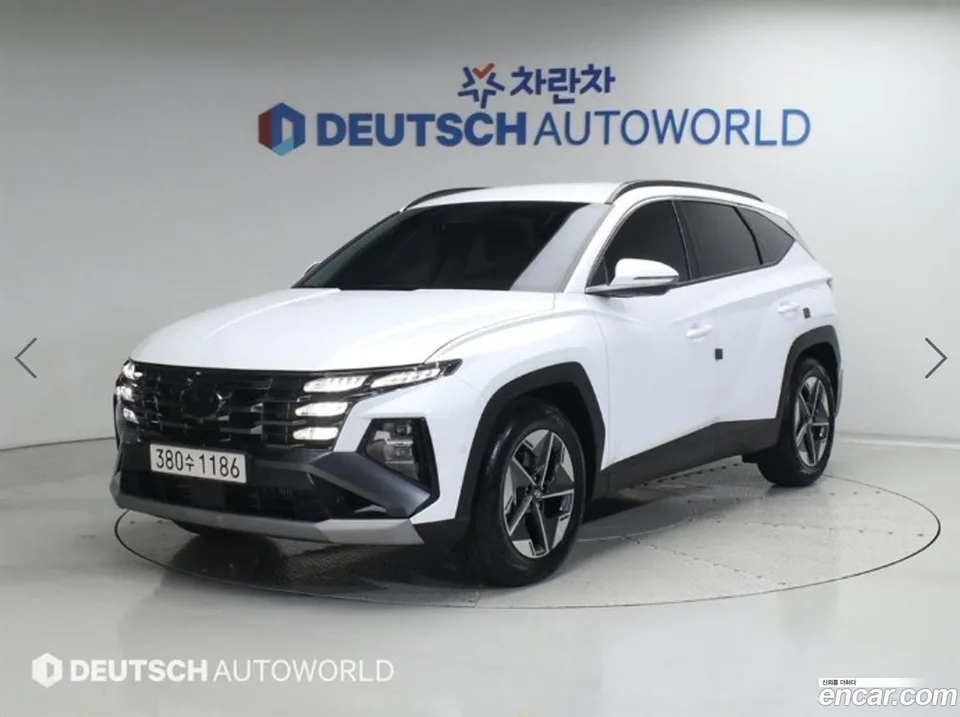 Hyundai Tucson NX4 1.6 2WD 2024 — photo 1, buy with delivery to Moscow
