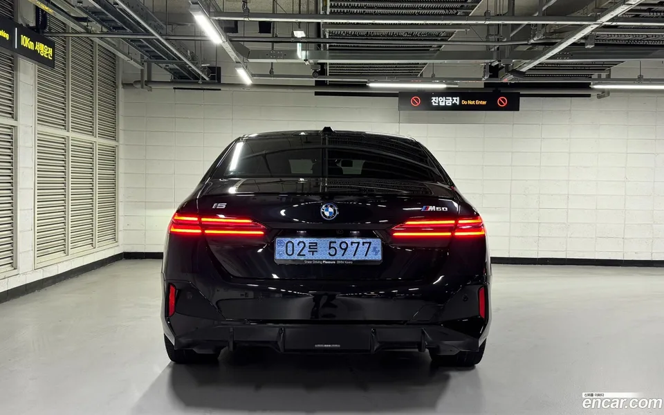 BMW i5 M60 xDrive 2025 — миниатюра 4