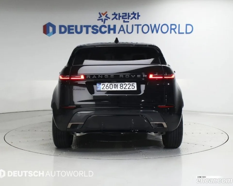 Land Rover Range Rover Evoque P250 SE 2025 — thumbnail 4