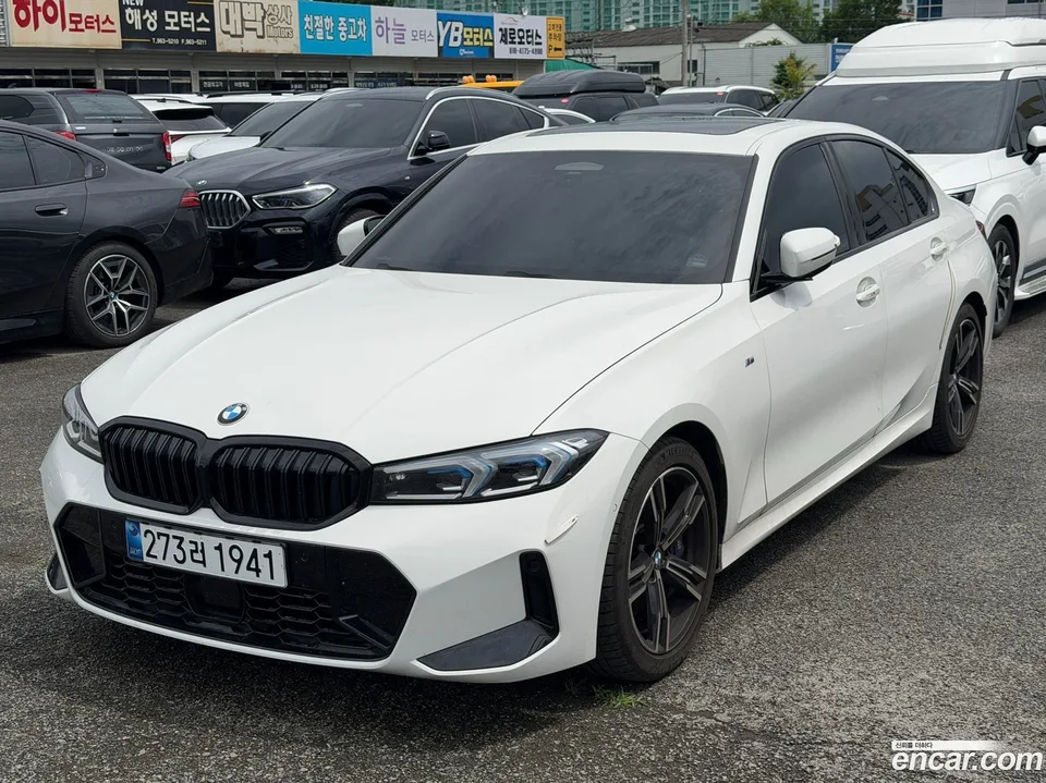BMW 3 Series 320i M 2025 — photo 1, buy with delivery to Moscow
