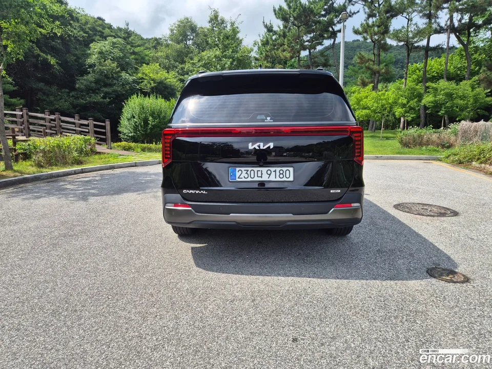 Kia Carnival HEV 9 2025 — thumbnail 2