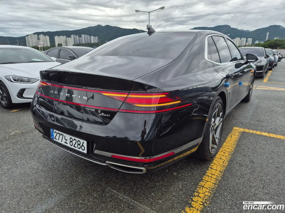 Genesis G90 3.5 AWD 2022 — thumbnail 4