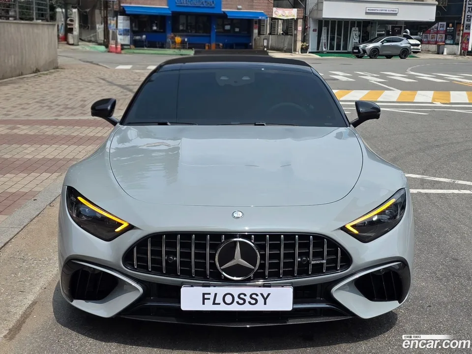 Mercedes-Benz SL-Class AMG SL63 4MATIC+ 2023 — thumbnail 3