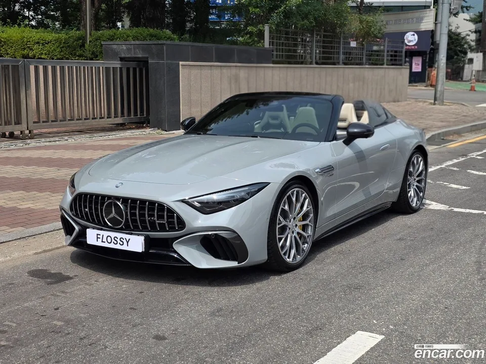 Mercedes-Benz SL-Class AMG SL63 4MATIC+ 2023 — photo 1, buy with delivery to Moscow