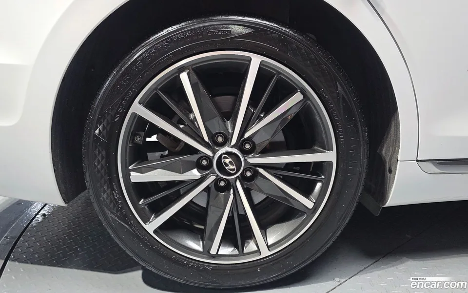 Hyundai Grandeur IG 2.5 2022 — thumbnail 2