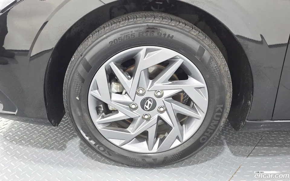 Hyundai Avante CN7 1.6 2023 — thumbnail 2