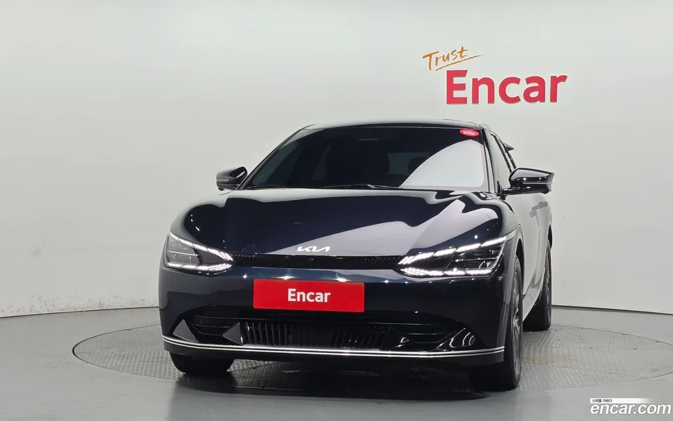 Kia EV6 2023 — thumbnail 3