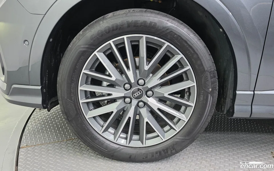 Audi Q3 35 TDI 2022 — thumbnail 5