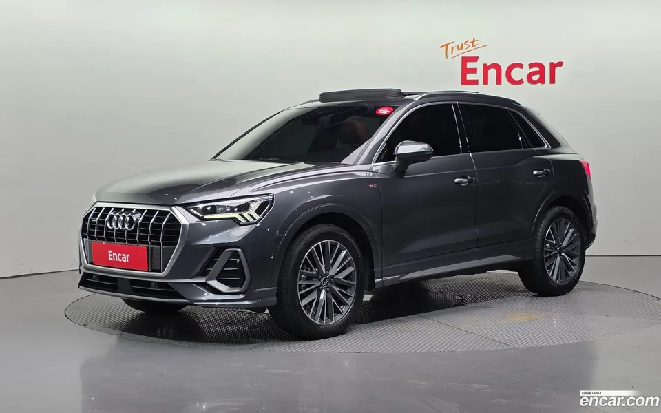 Audi Q3 35 TDI 2022 — photo 1, buy with delivery to Moscow