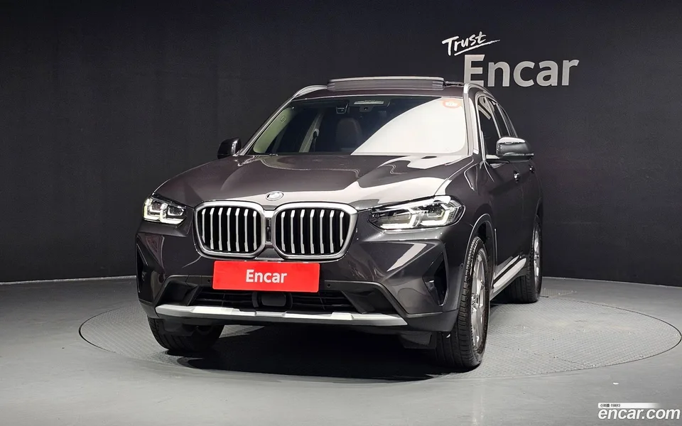 BMW X3 xDrive 20i 2024 — thumbnail 3