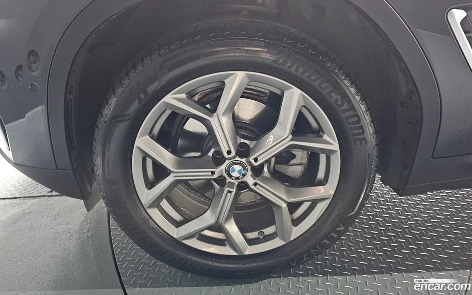 BMW X3 xDrive 20i 2024 — thumbnail 5