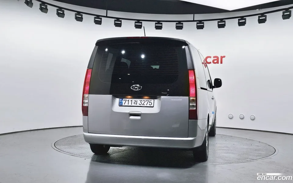 Hyundai Staria 11 2022 — thumbnail 4